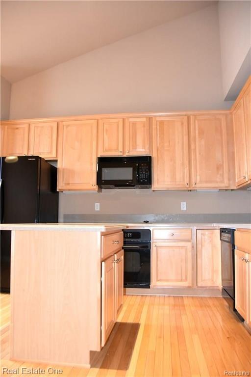 5128 Belmonte Drive Rochester, MI 48306 - Photo 11 of 22