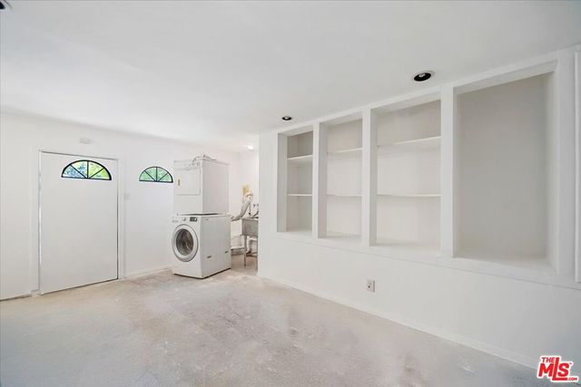 $965,000 | 3870 Udell Court, Los Angeles, CA 90027