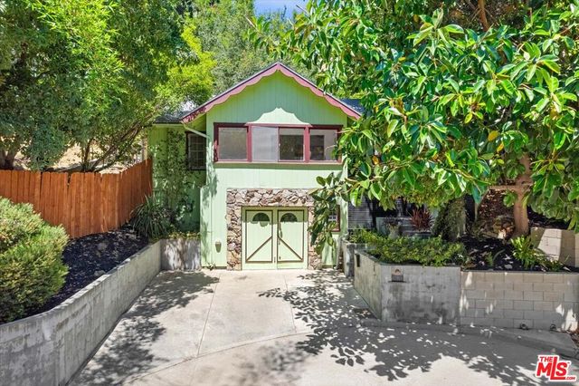 $965,000 | 3870 Udell Court, Los Angeles, CA 90027