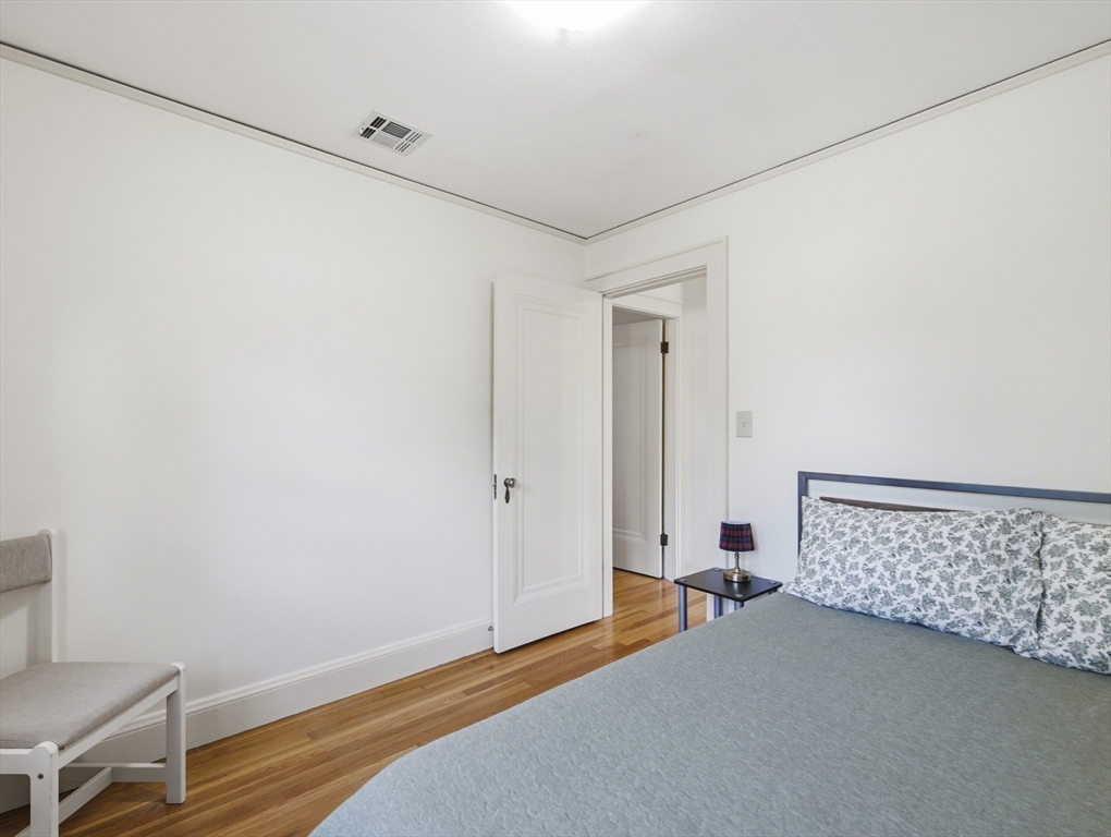 22 Ivy Road Belmont, MA 02478 - Photo 19 of 41 Gallery Image 19