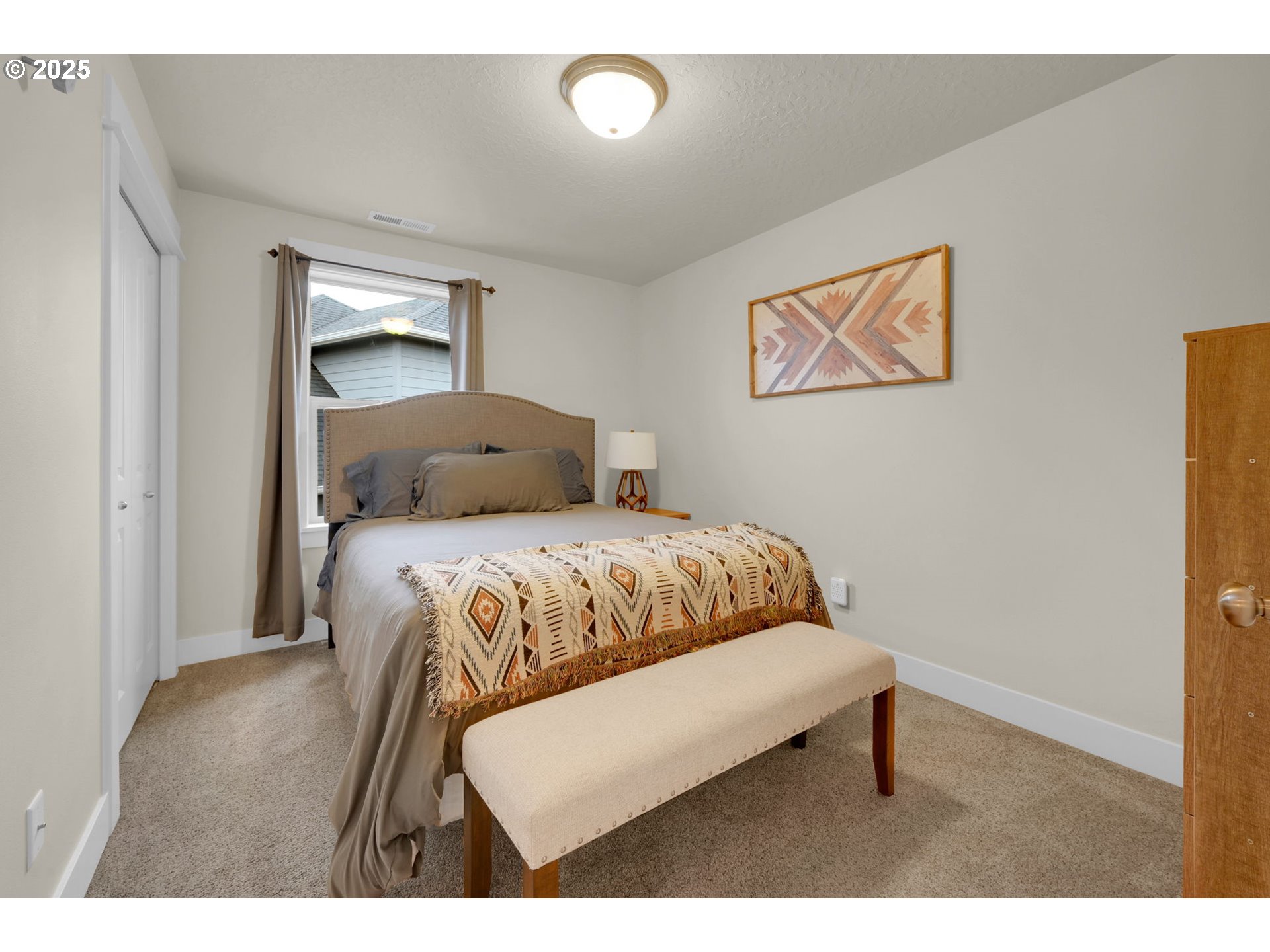 303 Lenore Loop Eugene, OR 97404 - Photo 25 of 41