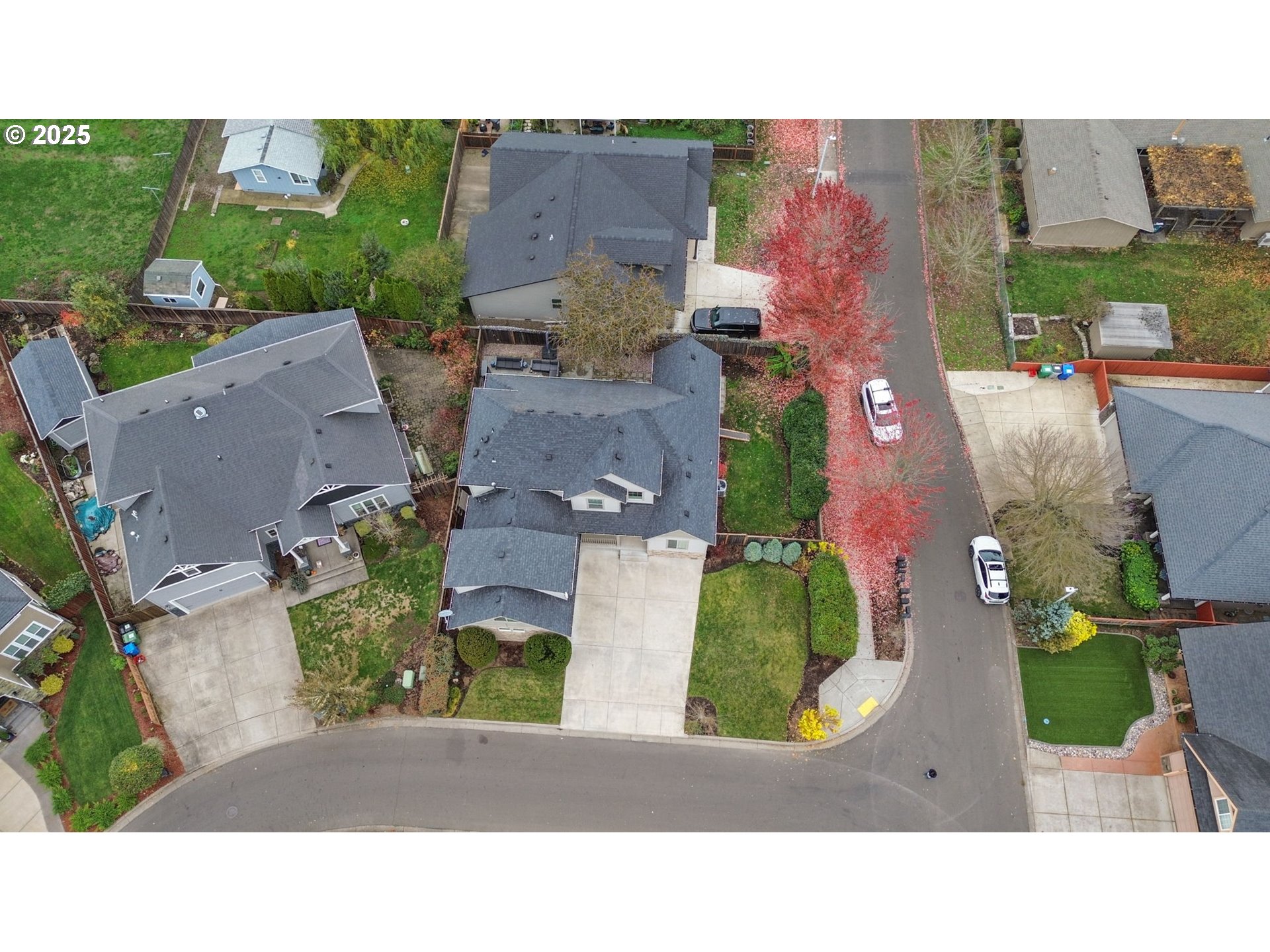 303 Lenore Loop Eugene, OR 97404 - Photo 37 of 41