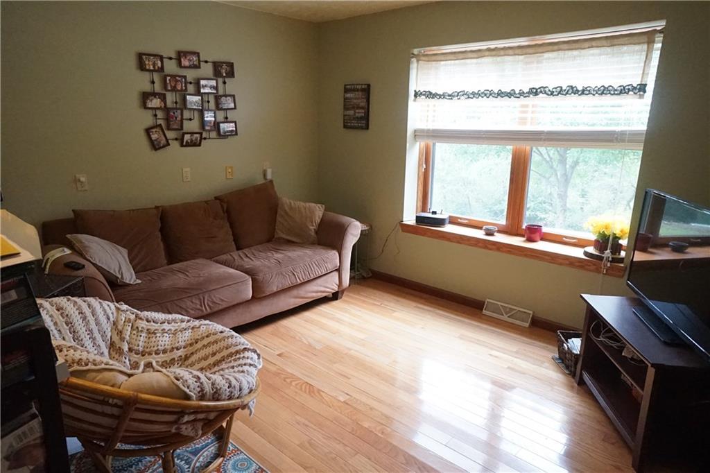 321 B Crisswell Road Butler, PA 16002 - Photo 11 of 25 Gallery Image 11