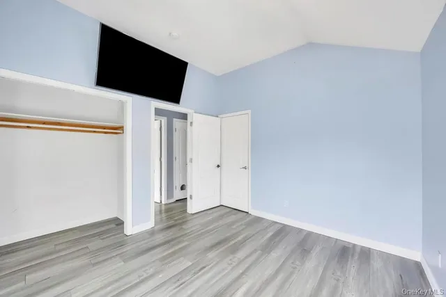 $649,000 | 297 Catskill Avenue, Lindenhurst, NY 11757