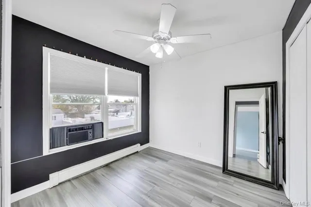 $649,000 | 297 Catskill Avenue, Lindenhurst, NY 11757