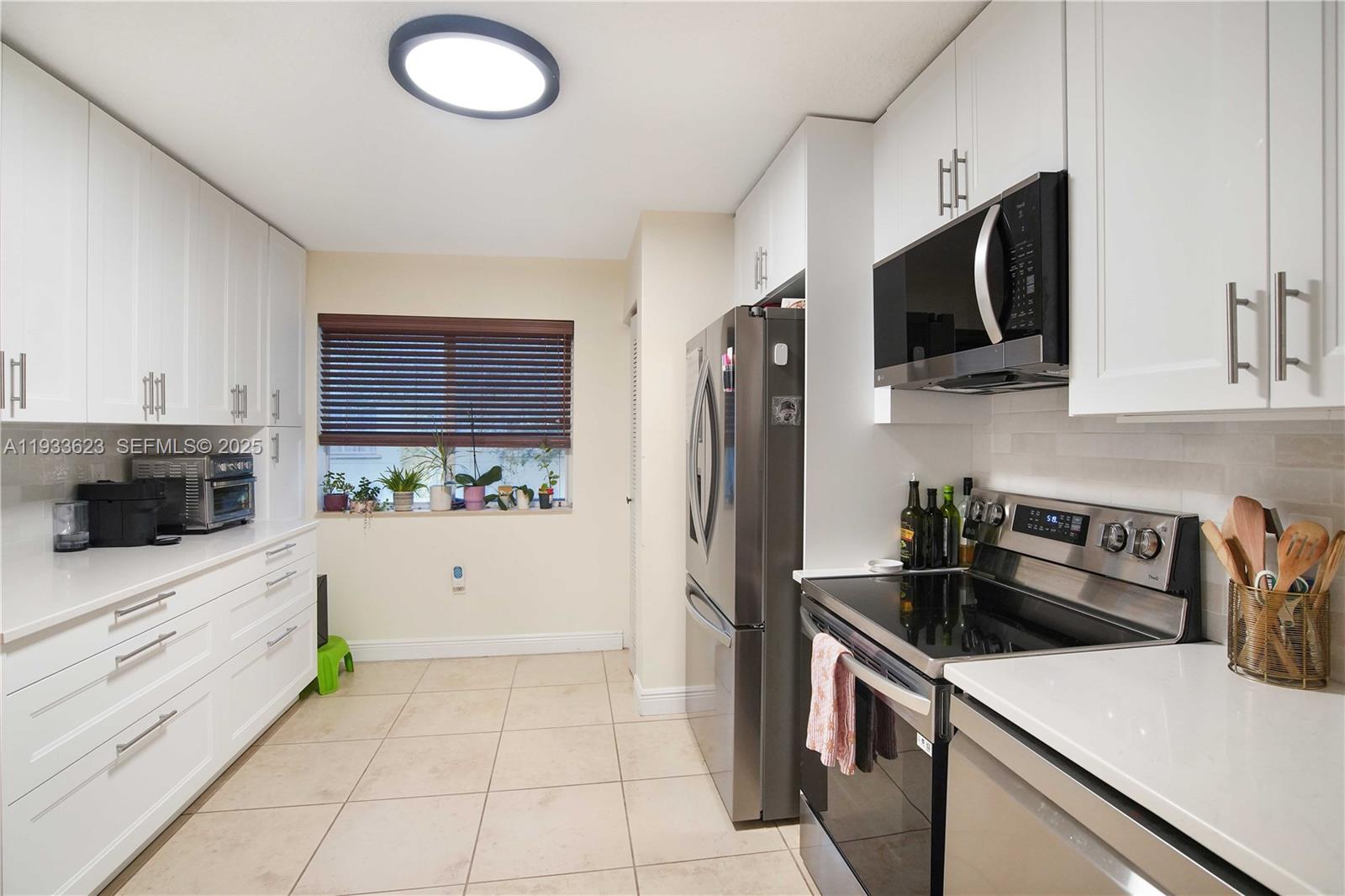 6245 Southwest 47th Manor, Unit 204 Davie, FL 33314 - Photo 13 of 25