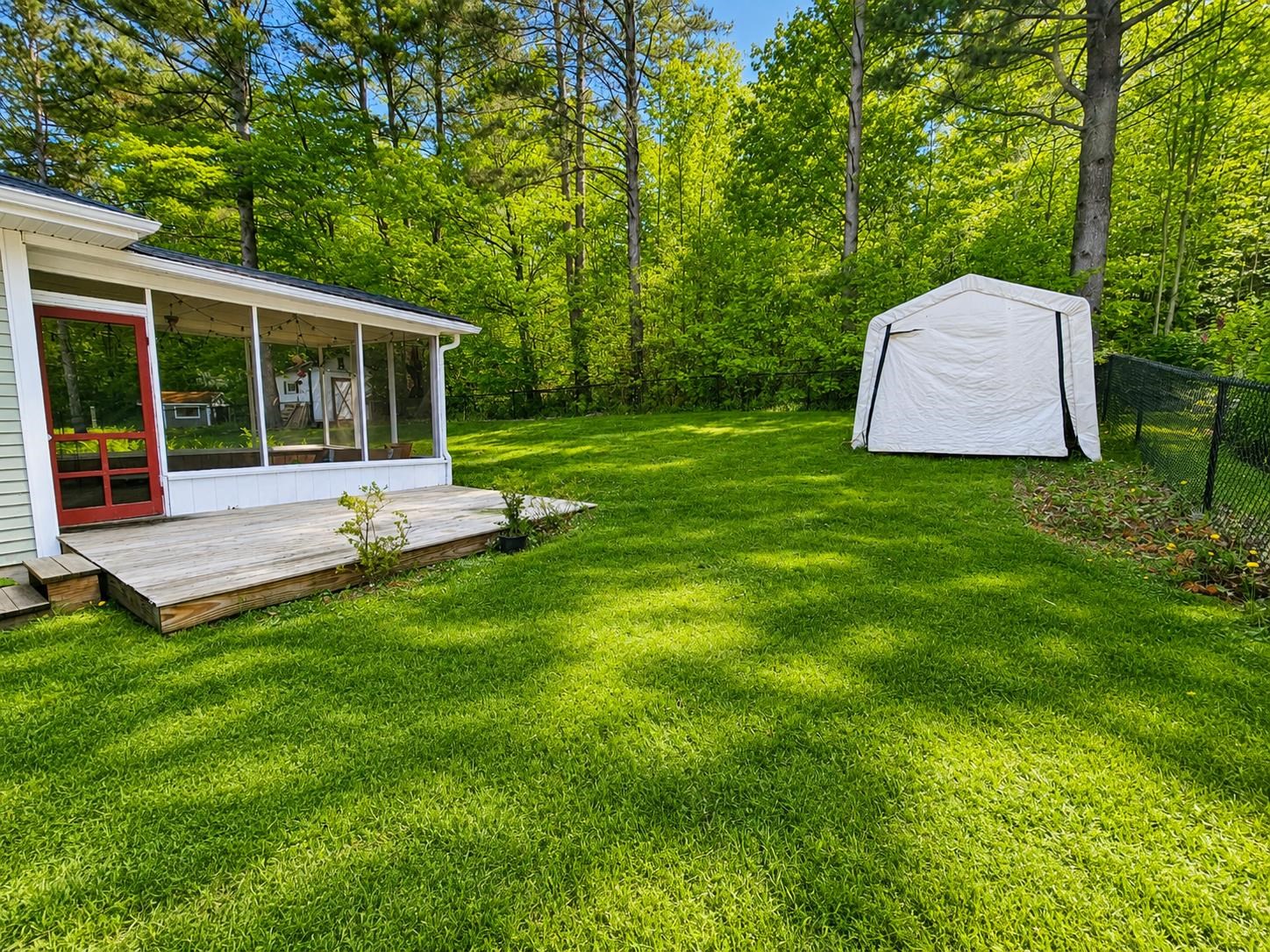 69 Edgewood Drive Newport, VT 05855 - Photo 4 of 42