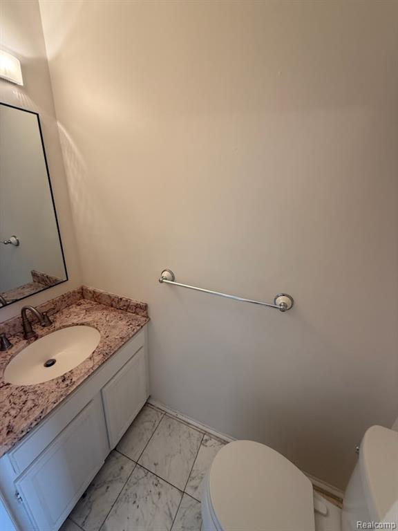 28144 Yorktown Road Farmington, MI 48331 - Photo 20 of 26 Gallery Image 20