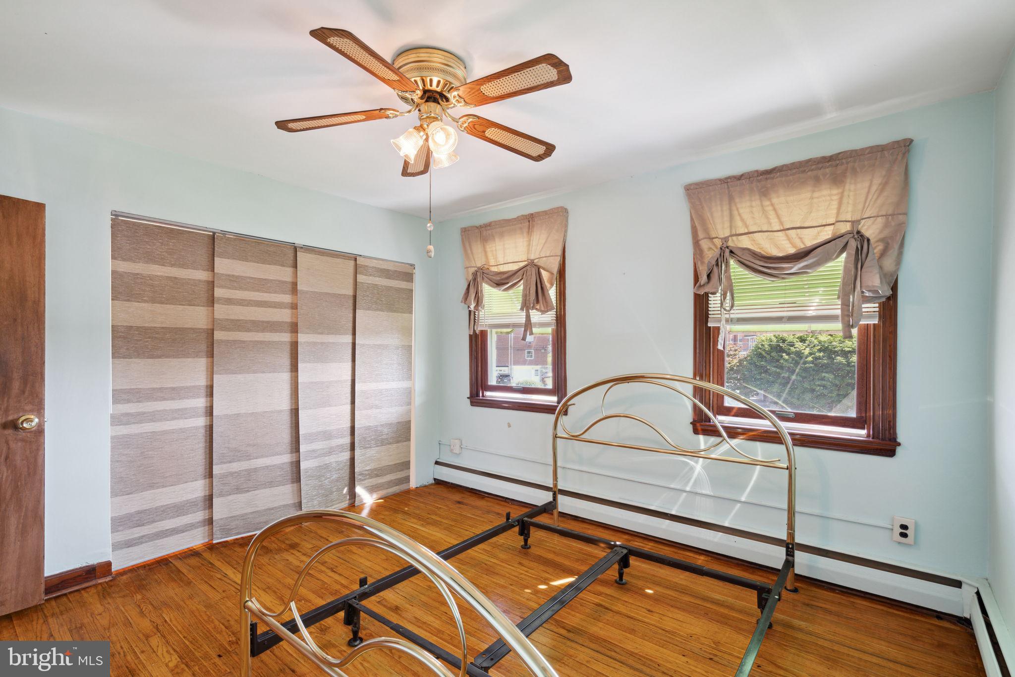 828 Medway Road Philadelphia, PA 19115 - Photo 14 of 37