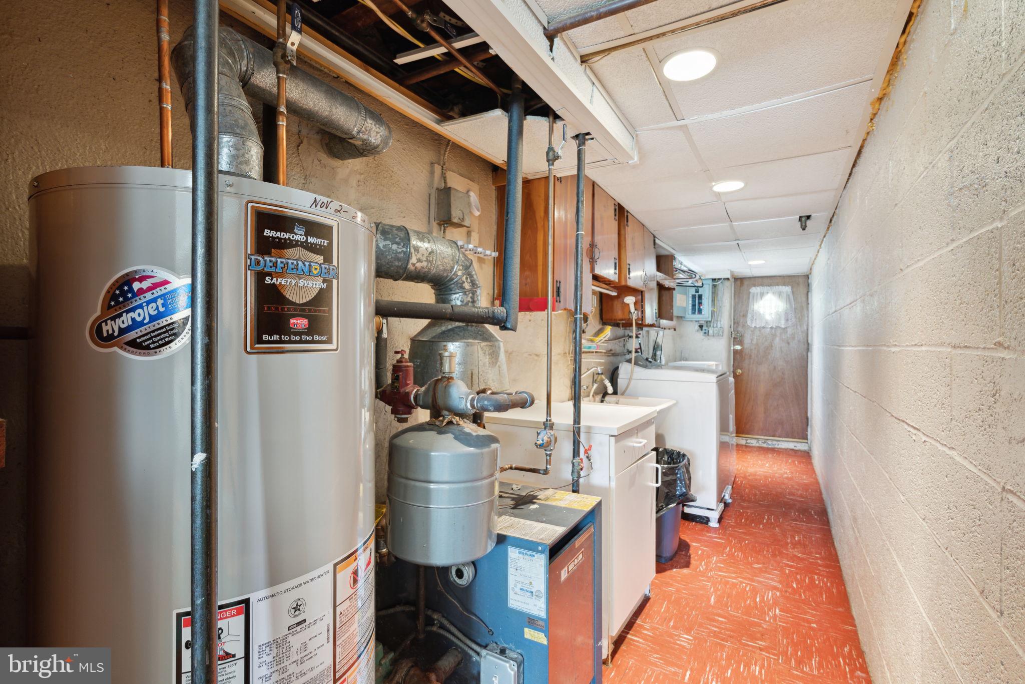 828 Medway Road Philadelphia, PA 19115 - Photo 28 of 37