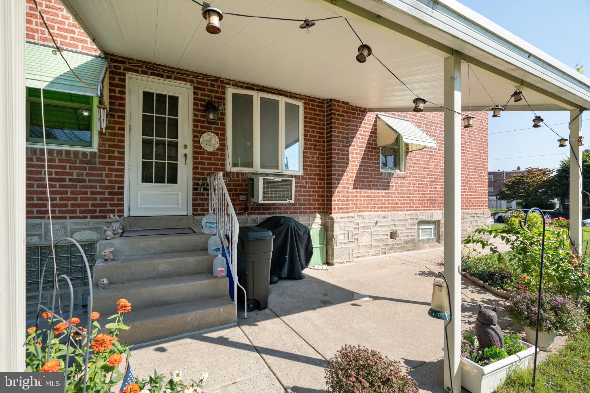 828 Medway Road Philadelphia, PA 19115 - Photo 35 of 37