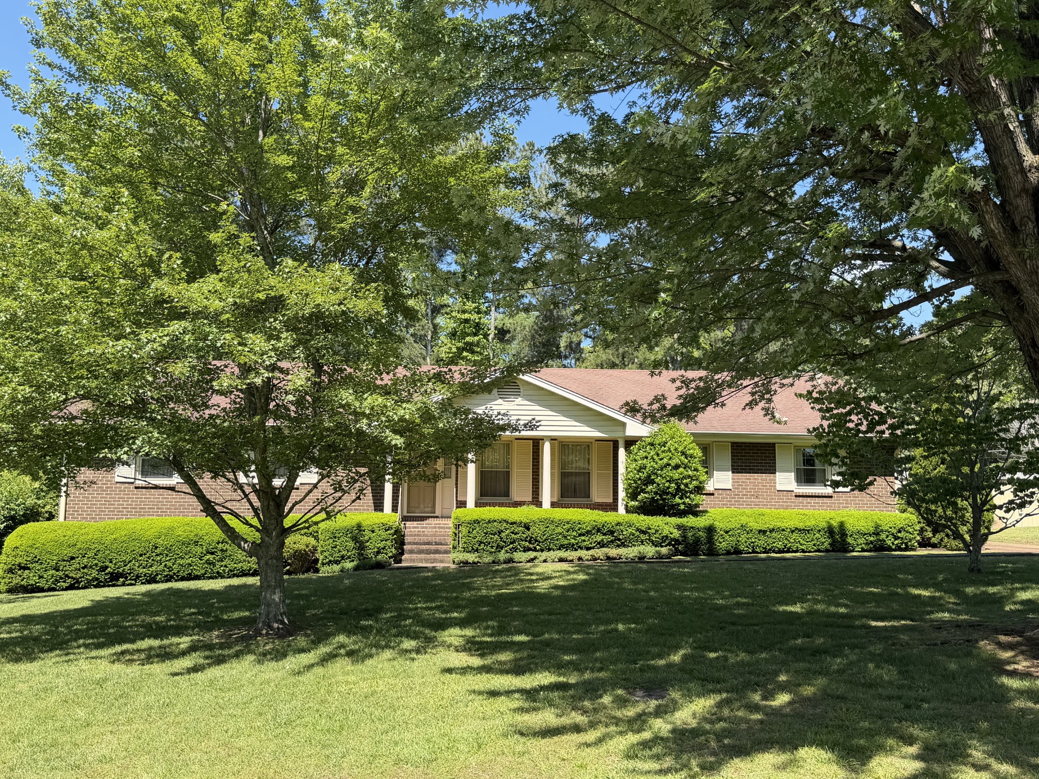 125 Sam Davis Drive Springfield, TN 37172 - Photo 1 of 1