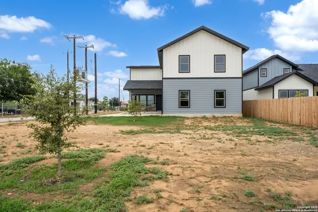 $425,000 | 19740 Alexander Nova, Somerset, TX 78069