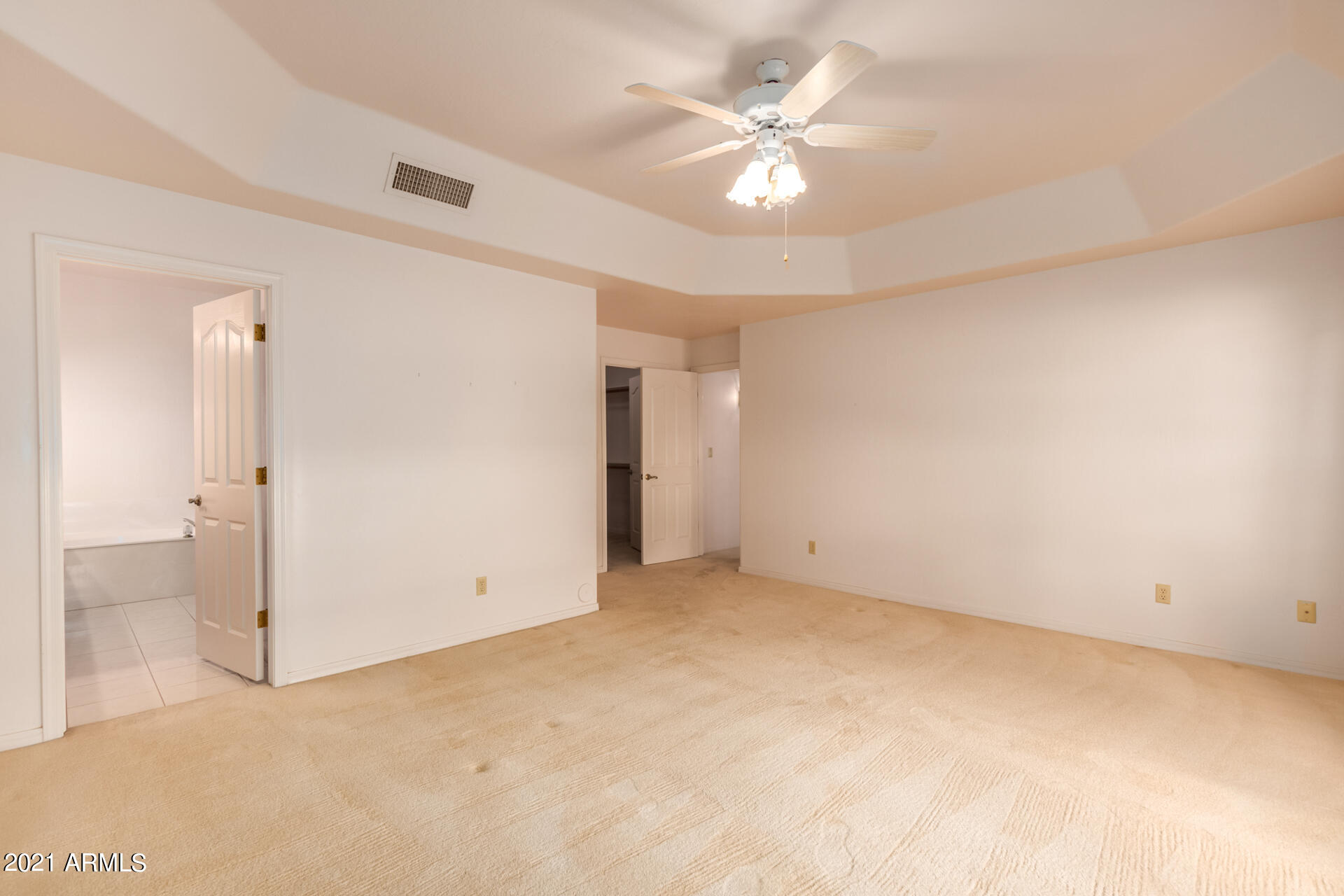 4634 West Saddlehorn Road Phoenix, AZ 85083 - Photo 19 of 30 0019-Saddlehorn-20