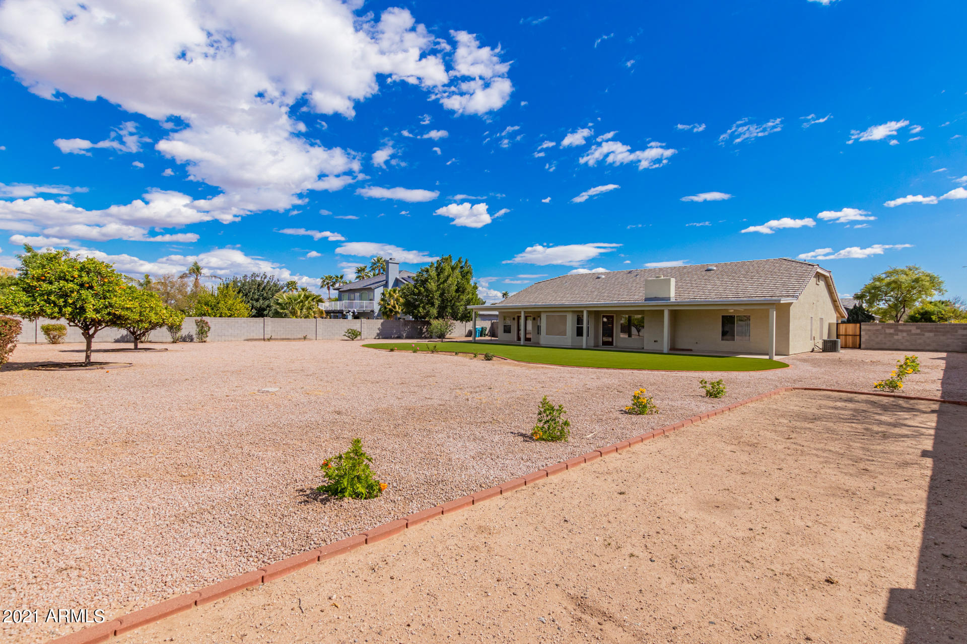 4634 West Saddlehorn Road Phoenix, AZ 85083 - Photo 29 of 30 0027-Saddlehorn-28