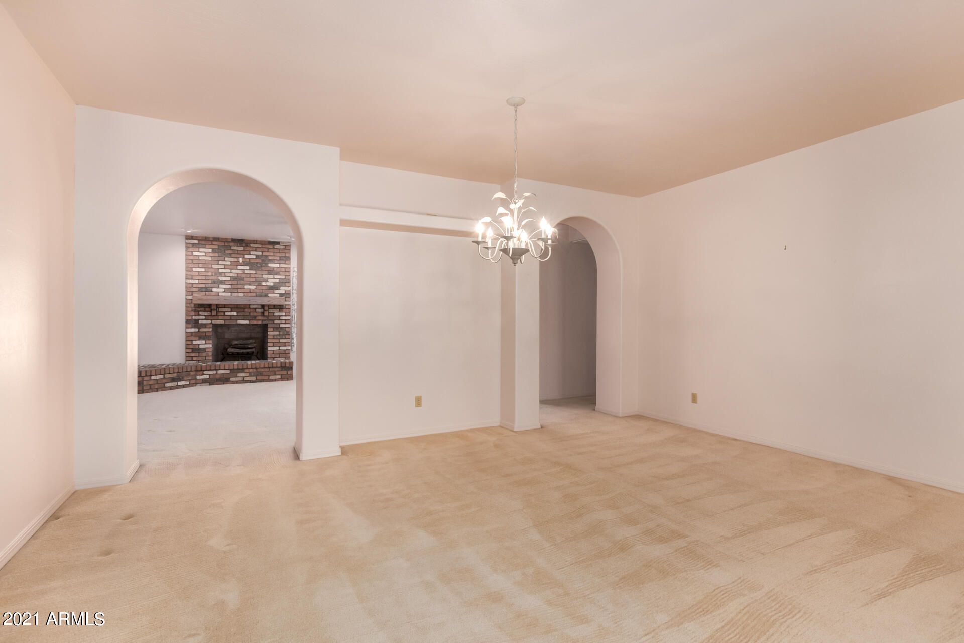 4634 West Saddlehorn Road Phoenix, AZ 85083 - Photo 8 of 30 0008-Saddlehorn-9
