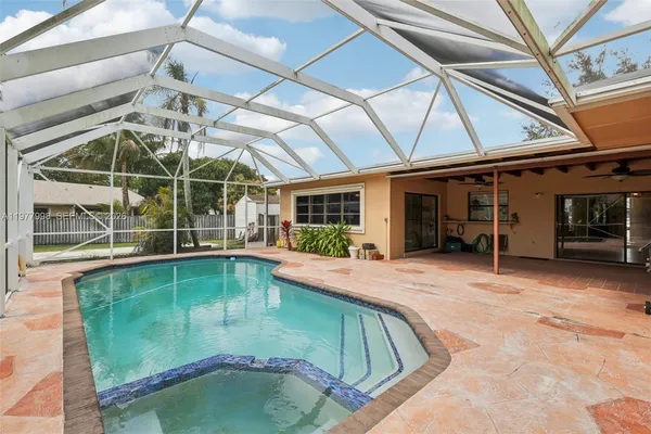 $729,000 | 11744 Southwest 53rd Court, Cooper City, FL 33330