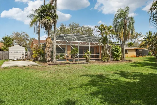 $729,000 | 11744 Southwest 53rd Court, Cooper City, FL 33330