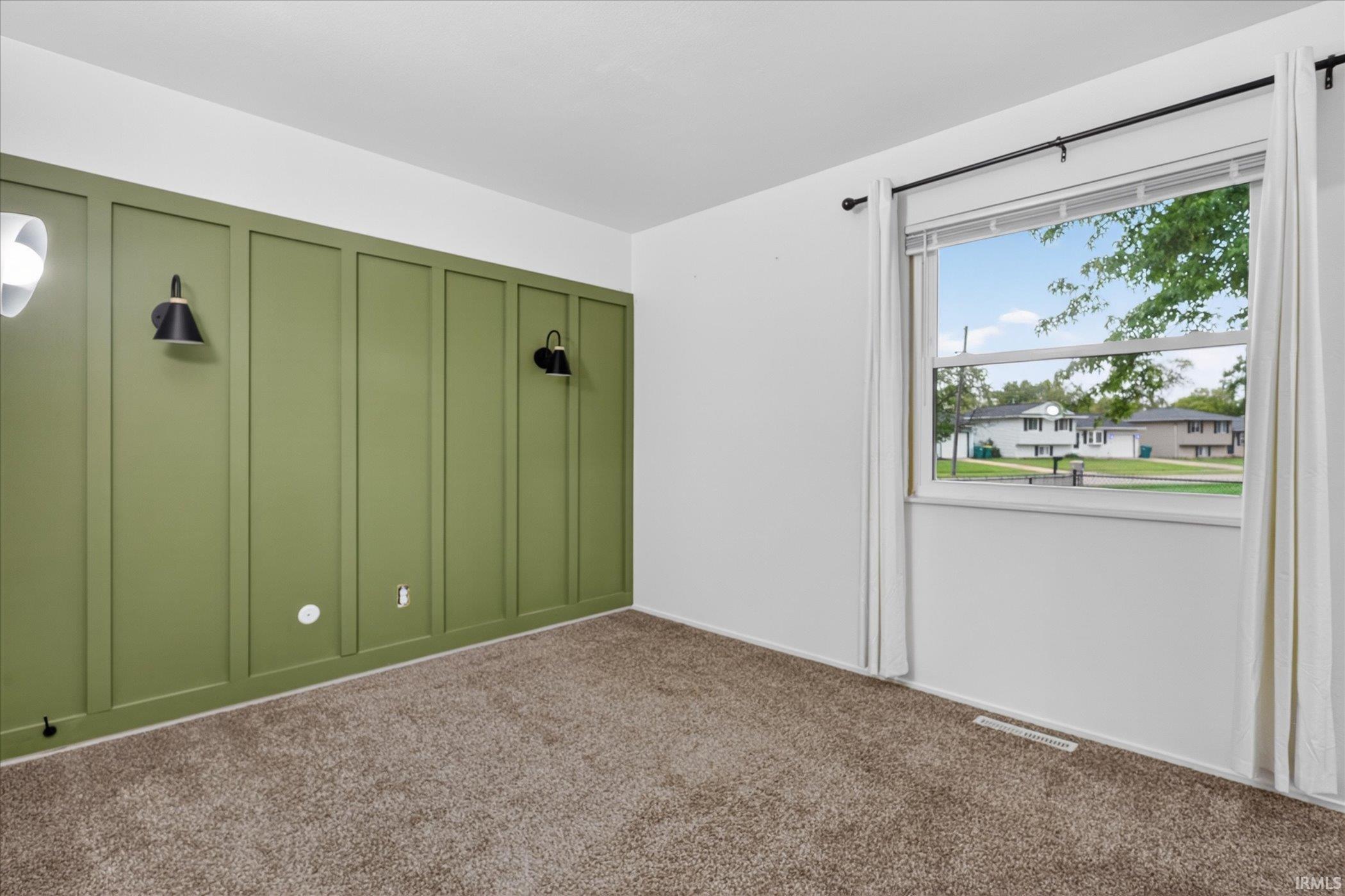 2802 Hampton Road Mishawaka, IN 46544 - Photo 12 of 26 Gallery Image 12