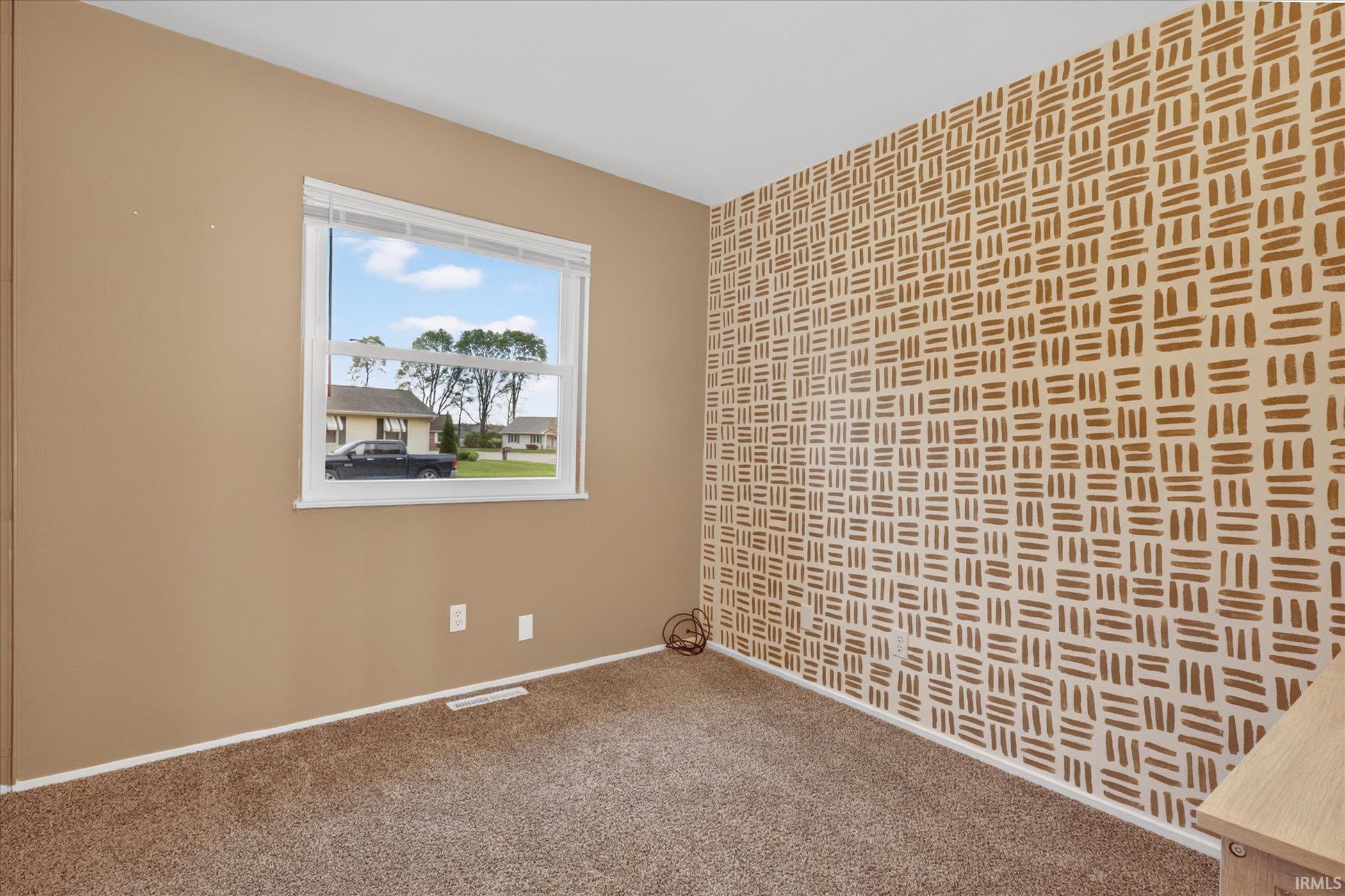 2802 Hampton Road Mishawaka, IN 46544 - Photo 16 of 26 Gallery Image 16