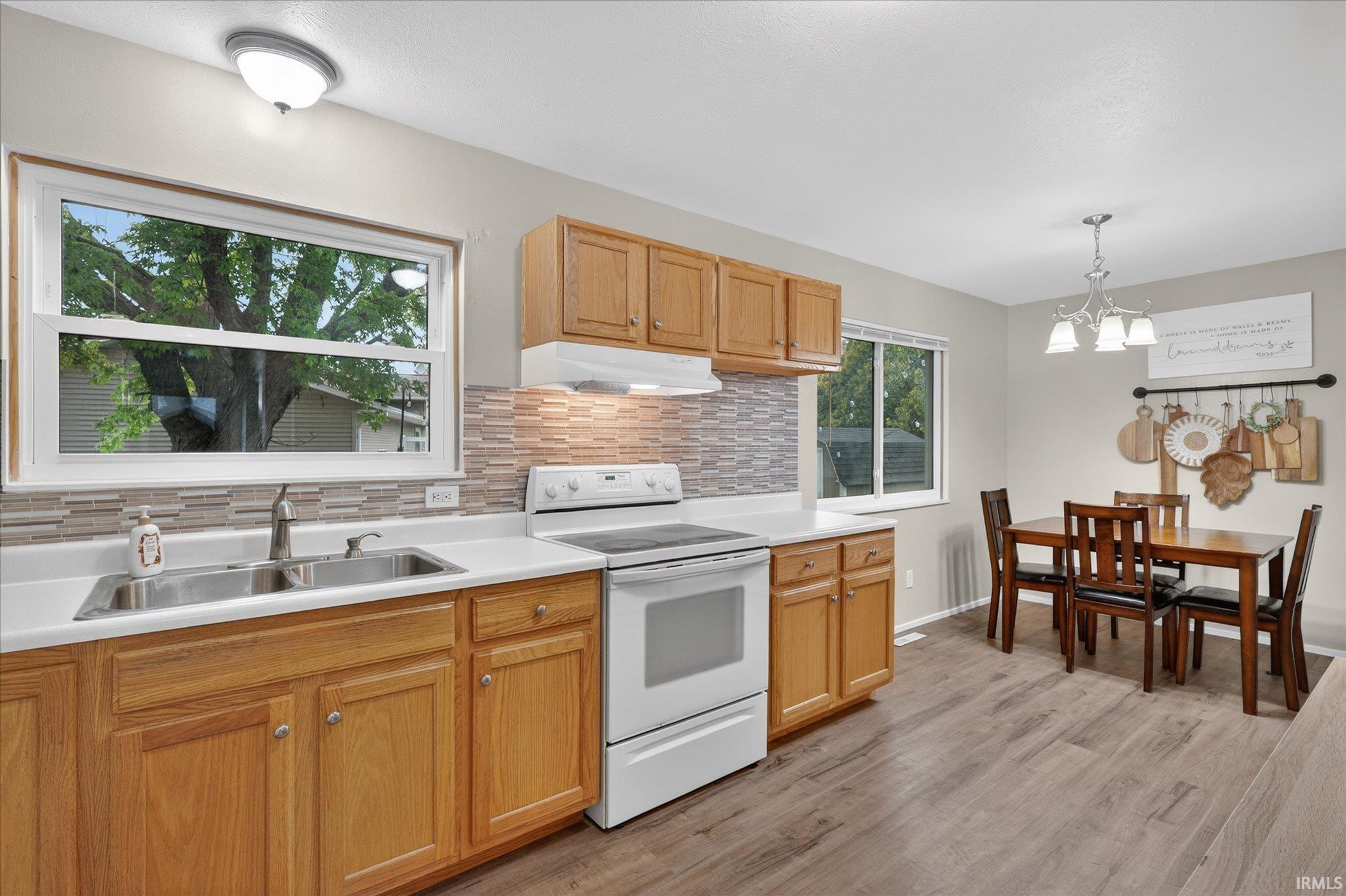2802 Hampton Road Mishawaka, IN 46544 - Photo 9 of 26 Gallery Image 9