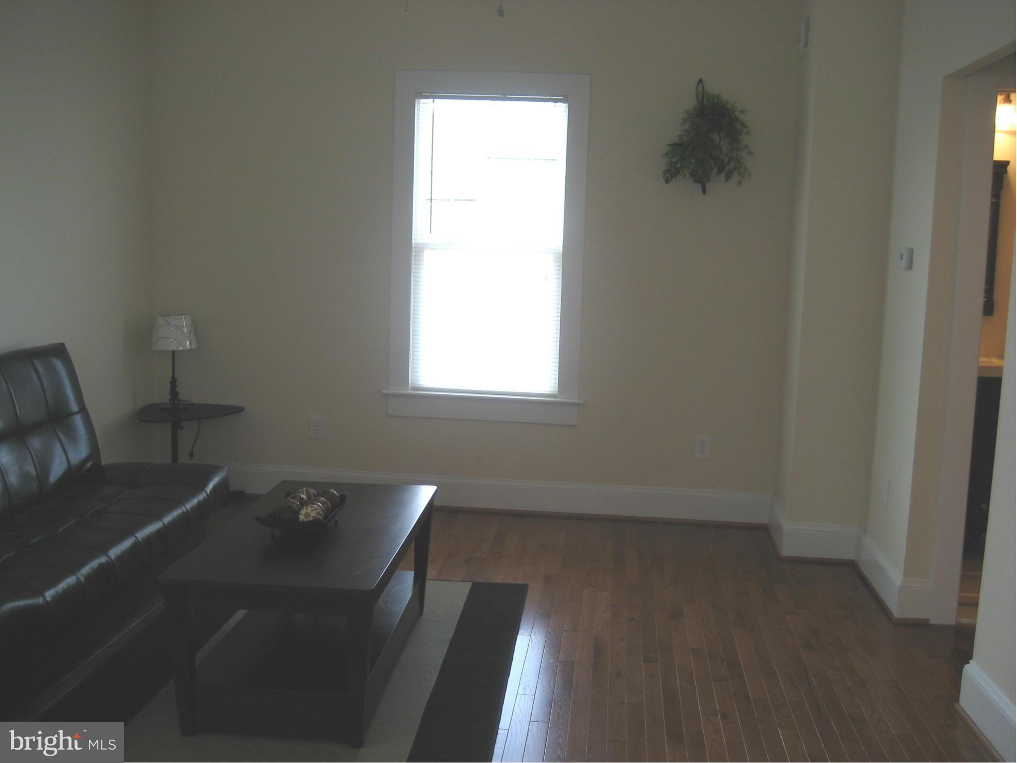 5945 Addison Road Capitol Heights, MD 20743 - Photo 5 of 28 Living Room