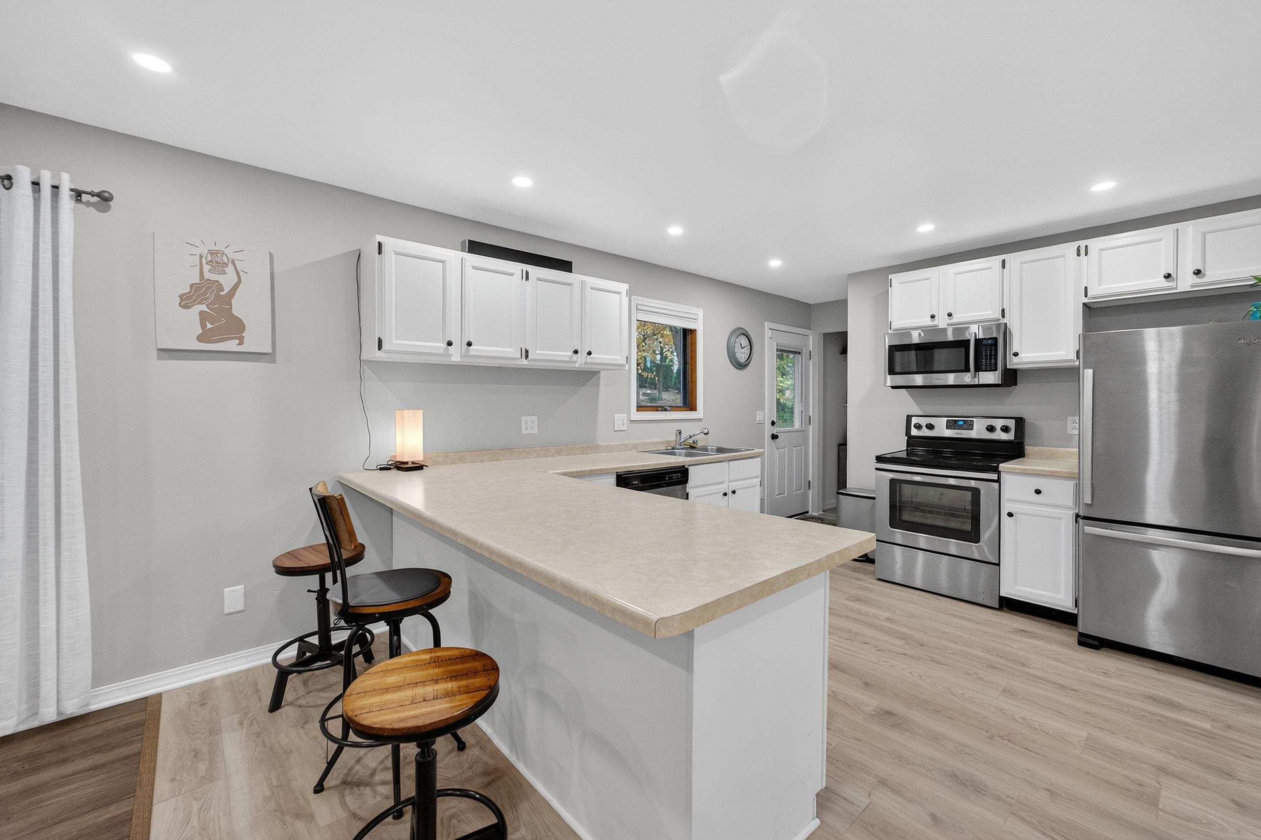 280 Ash Street Oregon, WI 53575 - Photo 11 of 29