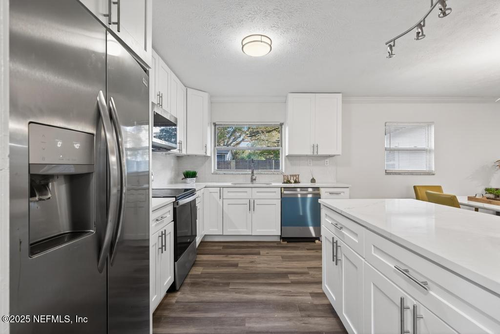 8219 Newport Road Jacksonville, FL 32244 - Photo 13 of 46 8219 Newport Rd-24