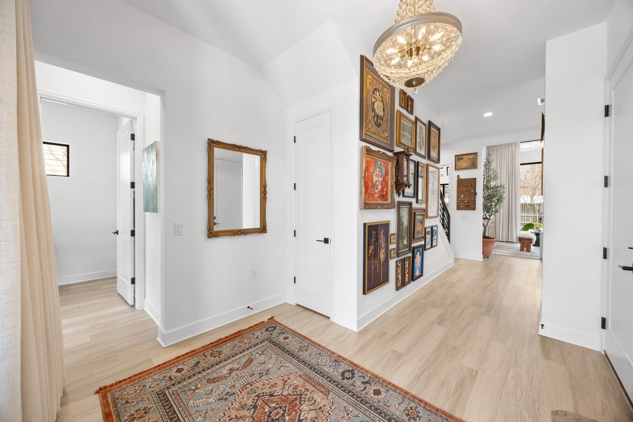 5317 McCandless Street Austin, TX 78756 - Photo 4 of 40