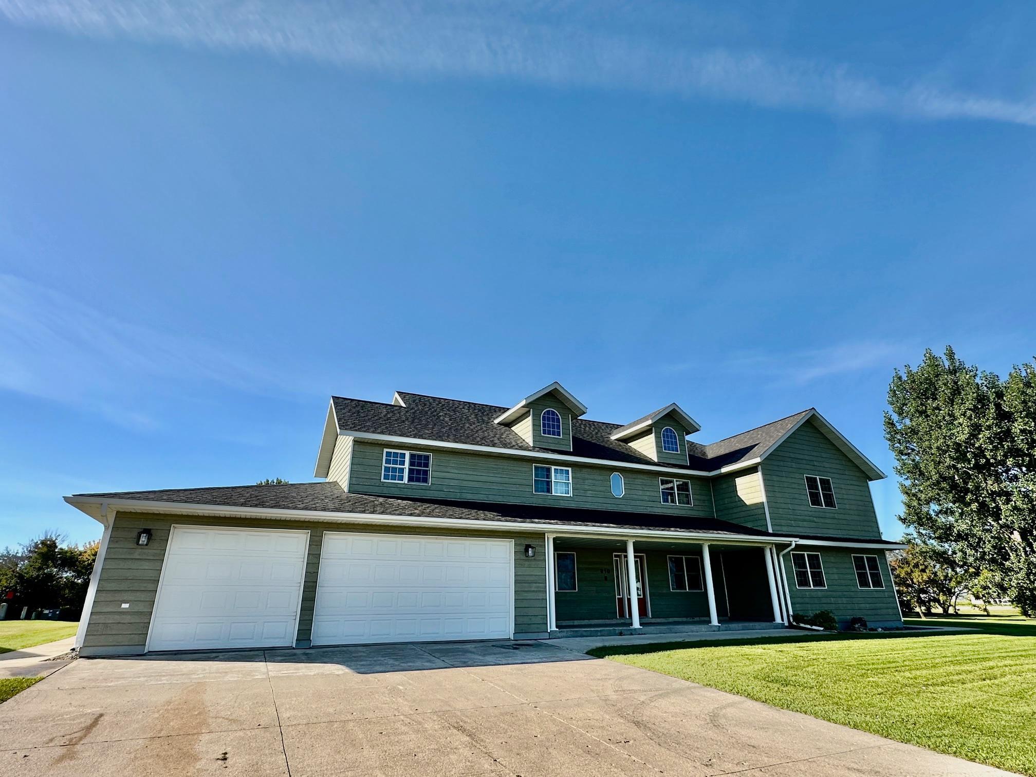 310 7th Street Southwest Roseau, MN 56751 - Photo 7 of 42