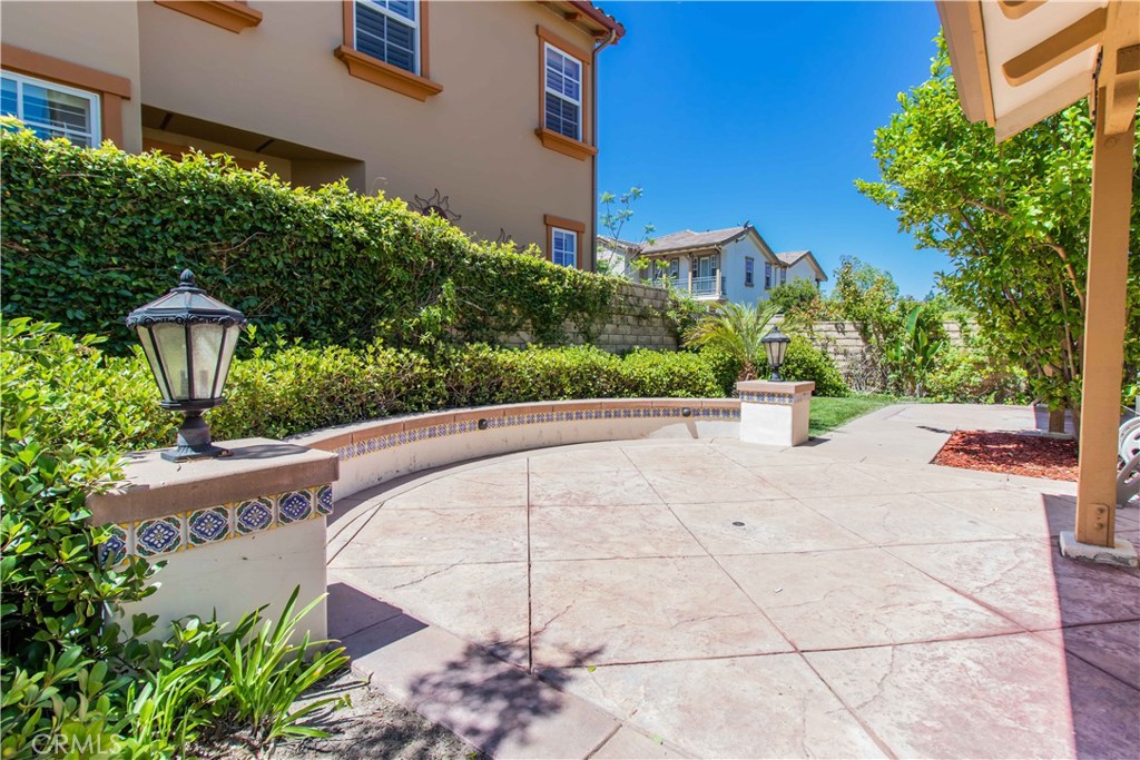 4684 Luna Court Calabasas, CA 91302 - Photo 13 of 48 a view of a garden