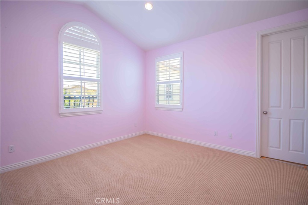 4684 Luna Court Calabasas, CA 91302 - Photo 35 of 48 an empty room with windows