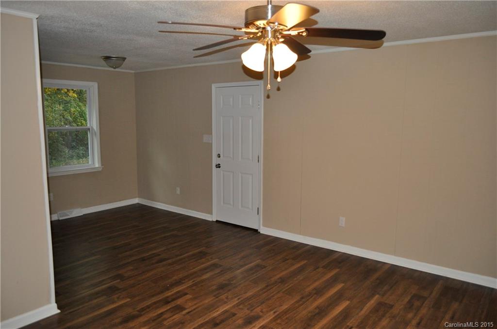 1420 Nottingham Road Kannapolis, NC 28081 - Photo 7 of 24 Gallery Image 7