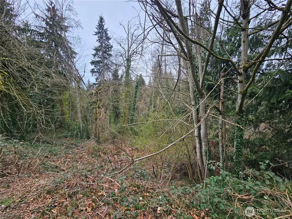 $175,000 | 194 Forest Park Drive Northeast, Lake Forest Park, WA 98155