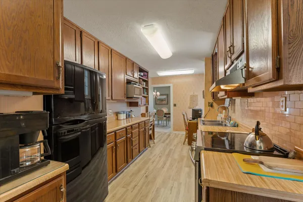 $300,000 | 633 Brown Street, Niles, MI 49120