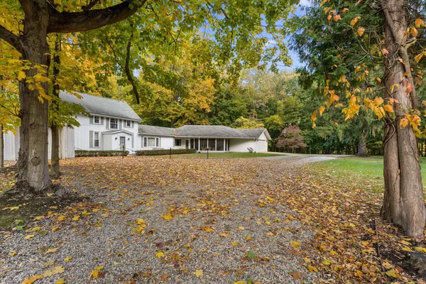 $300,000 | 633 Brown Street, Niles, MI 49120