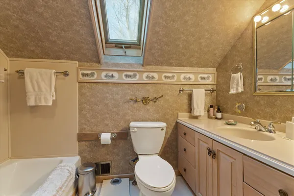 $300,000 | 633 Brown Street, Niles, MI 49120