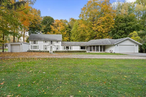 $300,000 | 633 Brown Street, Niles, MI 49120