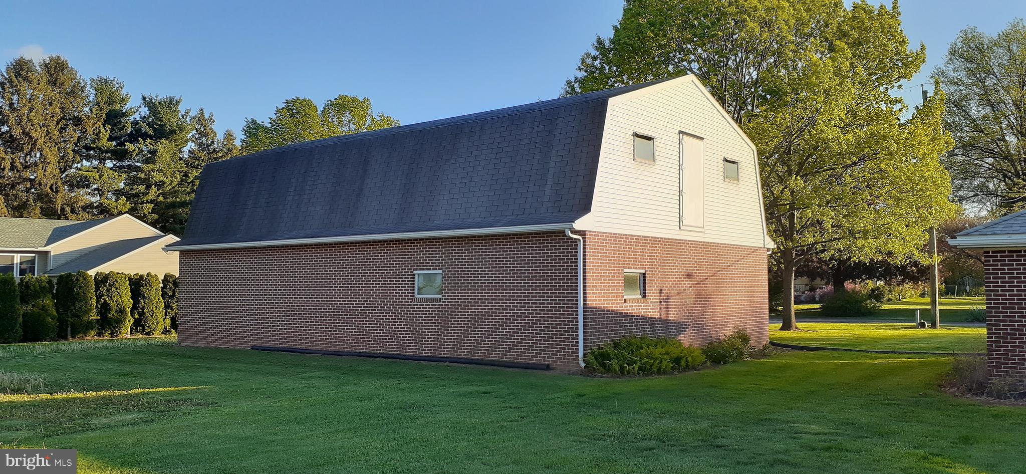 1617 Deodate Road Elizabethtown, PA 17022 - Photo 11 of 20 Gallery Image 11