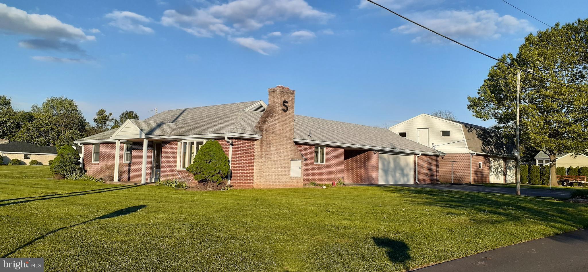 1617 Deodate Road Elizabethtown, PA 17022 - Photo 3 of 20 Gallery Image 3
