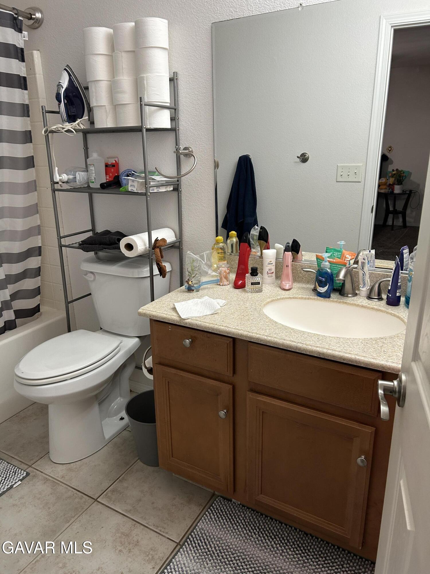1033 Porter Street Ridgecrest, CA 93555 - Photo 11 of 19 IMG_7496
