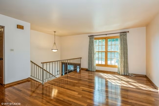 1121 Needham Road Naperville, IL 60563 - Photo 4 of 14