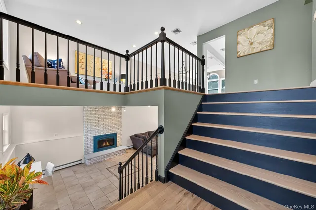 $828,000 | 6 Bradner Drive, Warwick, NY 10990