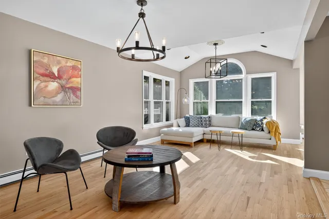 $828,000 | 6 Bradner Drive, Warwick, NY 10990