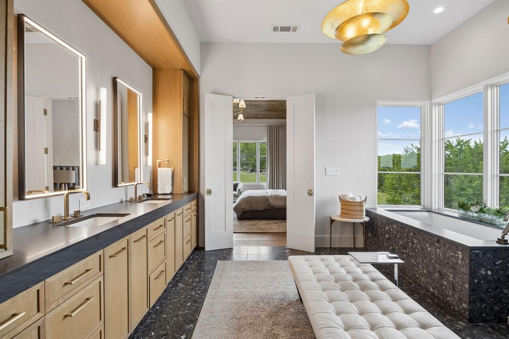 4005 Rancho Valencia Road Aledo, TX 76008 - Photo 23 of 40 Gallery Image 23