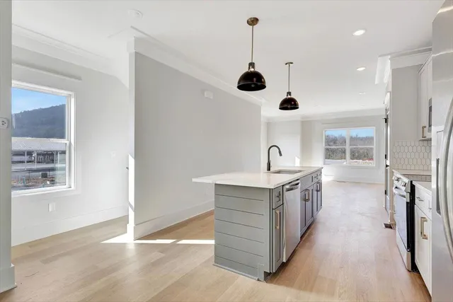 $369,000 | 1447 Caldwell Lane, Chattanooga, TN 37408