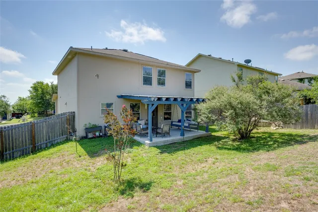 $2,400 | 148 Buttercup Way, Kyle, TX 78640