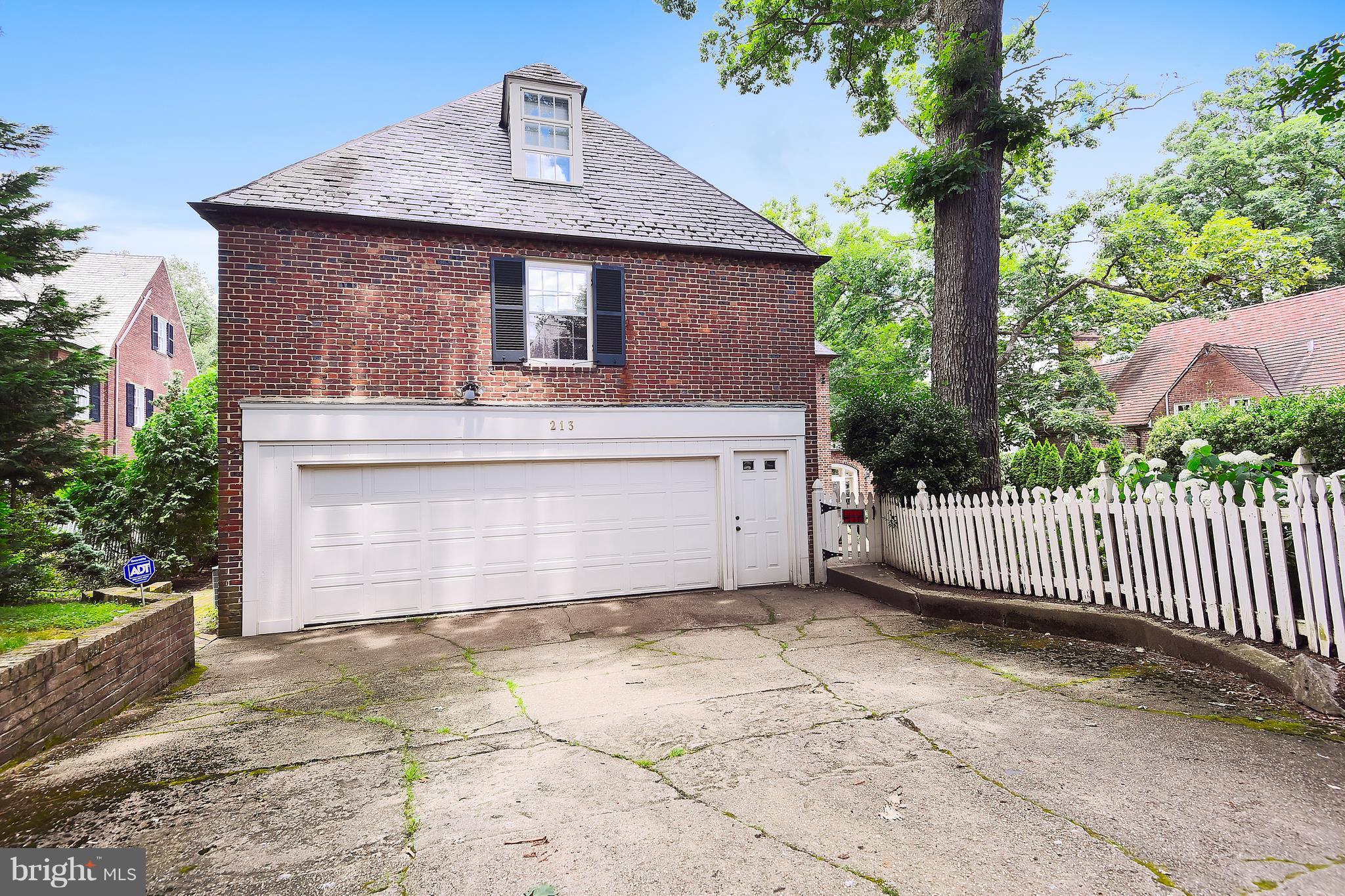 213 Goodale Road Baltimore, MD 21212 - Photo 3 of 30 Two Car Garage