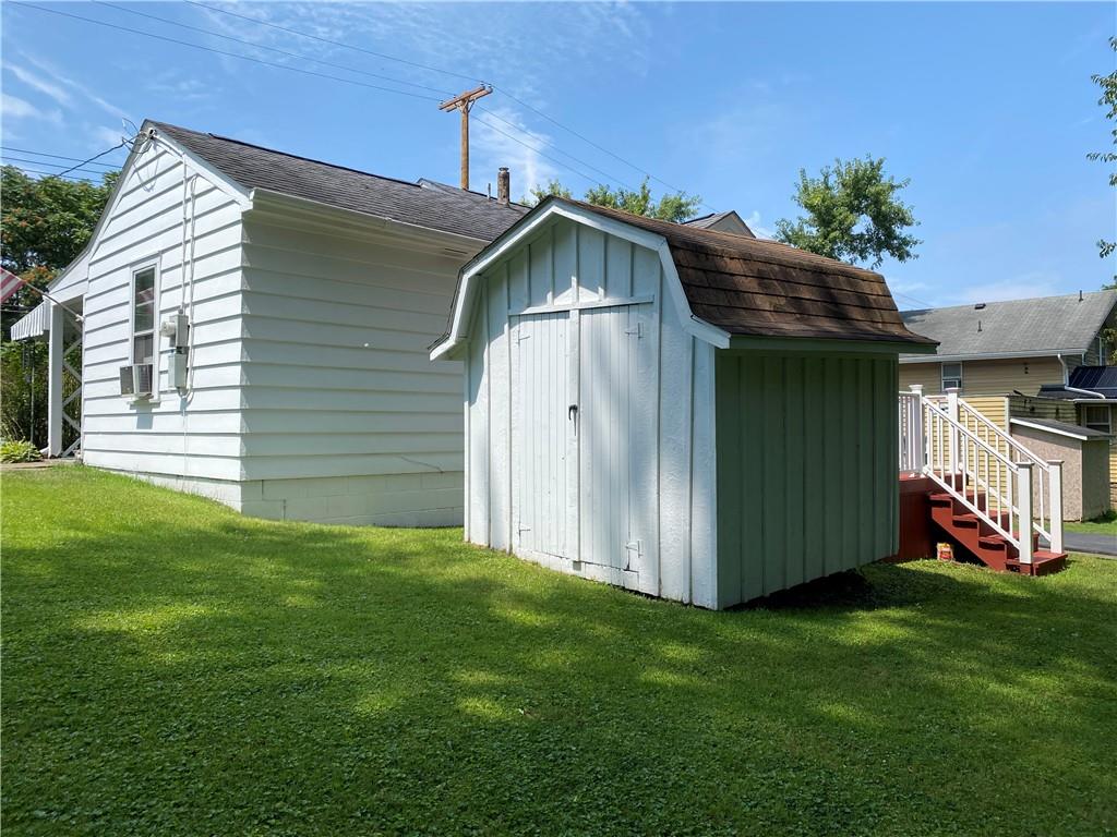 330 Mercer Road Greenville, PA 16125 - Photo 2 of 17 Gallery Image 2