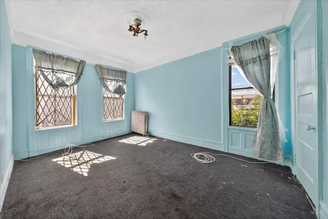 $1,100,000 | 350 East 169th Street | Concourse